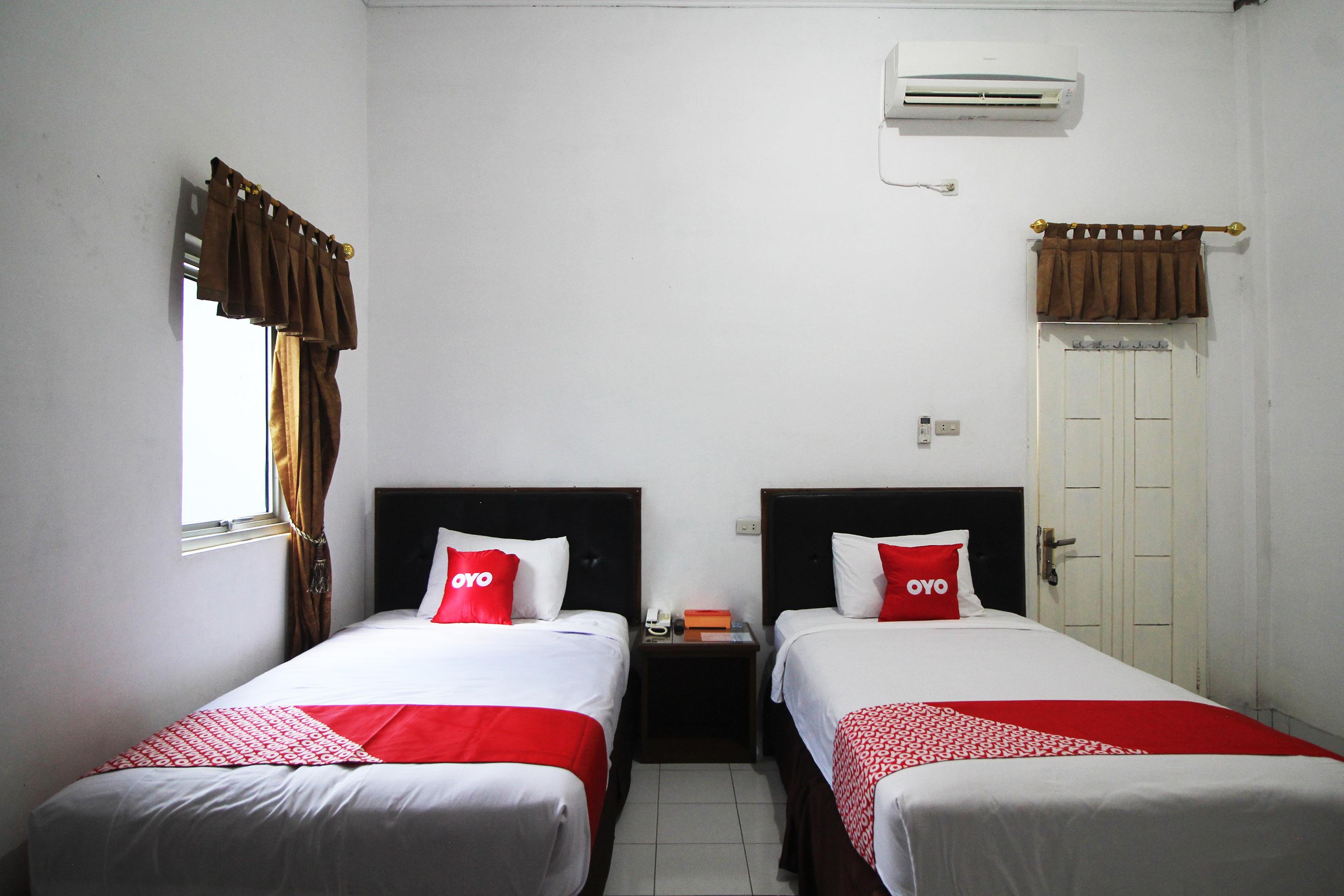 Oyo 2014 Wisma Zahra Bandar Lampung Bagian luar foto