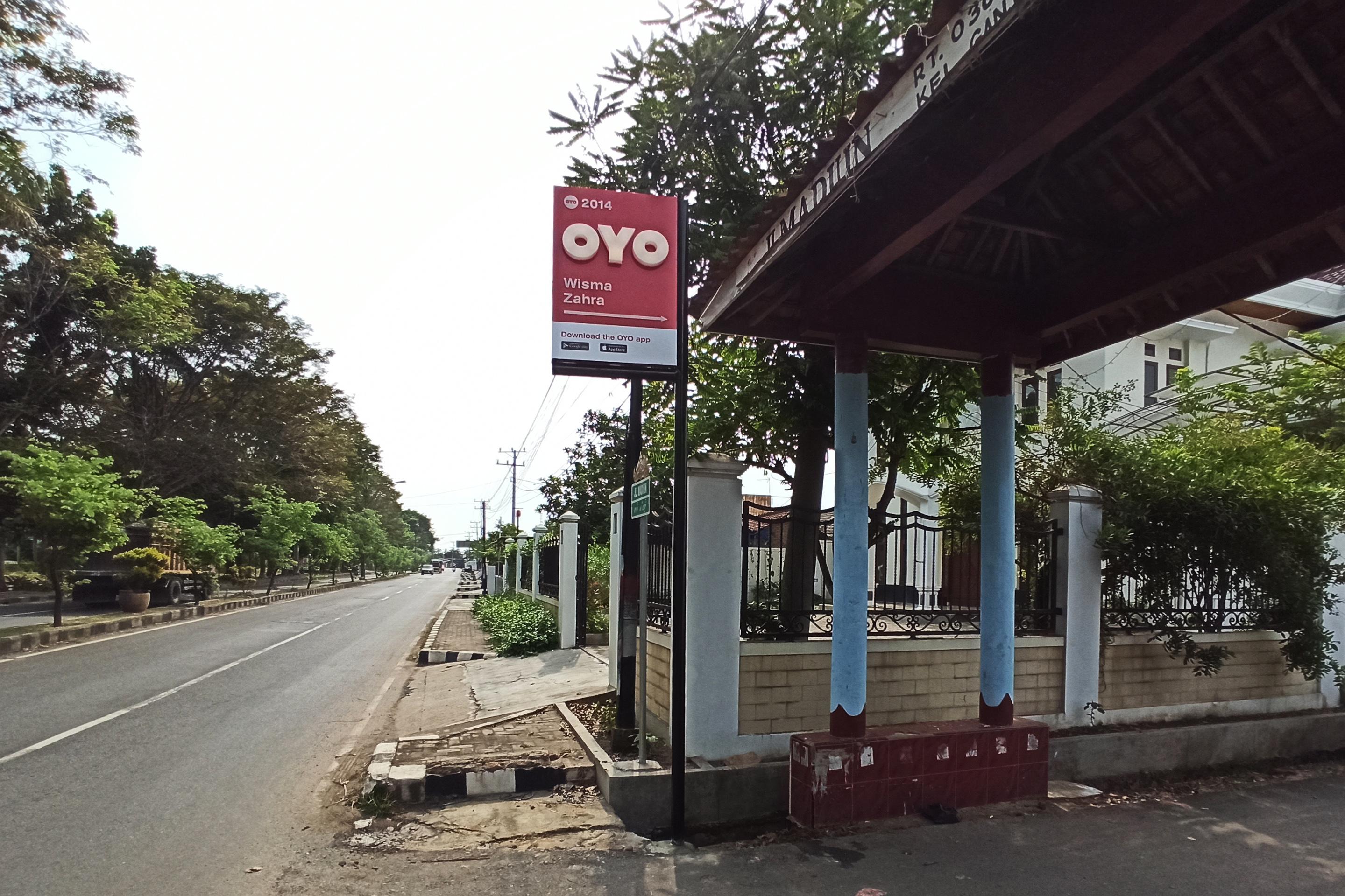Oyo 2014 Wisma Zahra Bandar Lampung Bagian luar foto